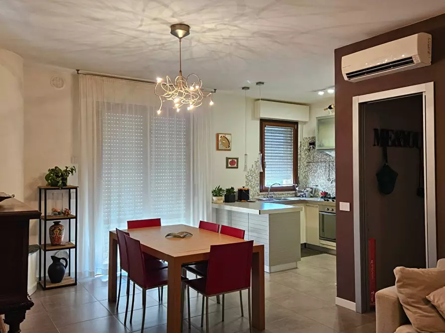 Immagine 1 di Appartamento in vendita  in Via Ungaretti 9 a Colli Al Metauro