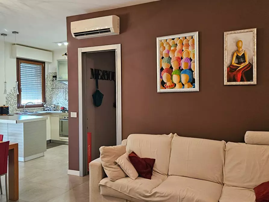 Immagine 3 di Appartamento in vendita  in Via Ungaretti 9 a Colli Al Metauro