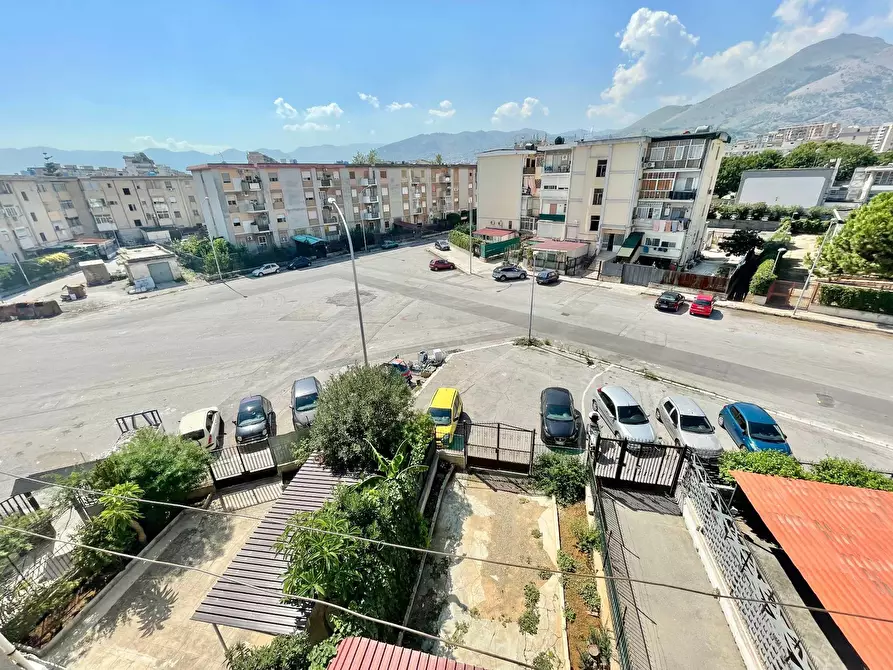 Immagine 8 di Appartamento in vendita  in Via Giuseppe Cammarano 25 a Palermo