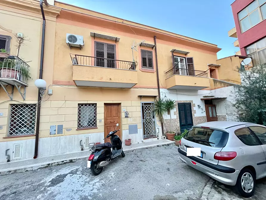 Immagine 1 di Appartamento in vendita  in Cortile Giammona 6 a Palermo