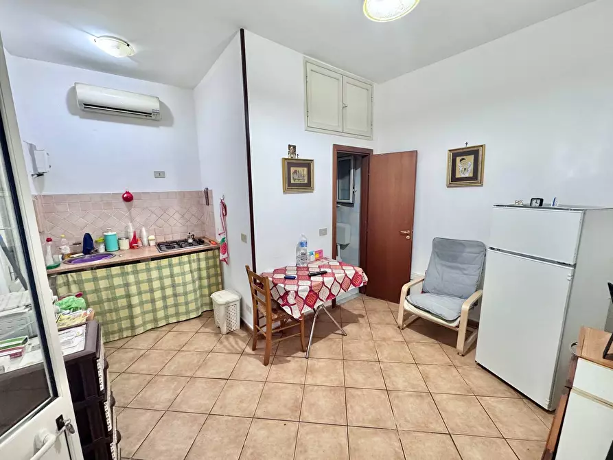 Immagine 2 di Appartamento in vendita  in Via Andrea Morosini 8 a Palermo