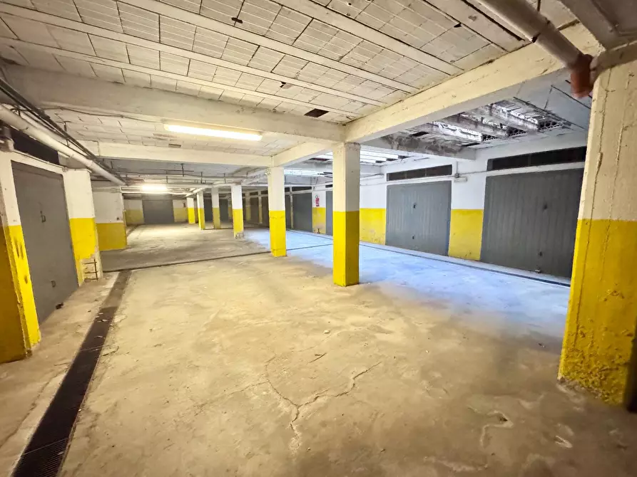 Immagine 3 di Box auto in vendita  in via città di palermo 167 a Bagheria