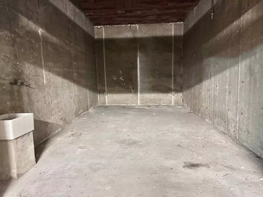 Immagine 4 di Box auto in vendita  in via città di palermo 167 a Bagheria