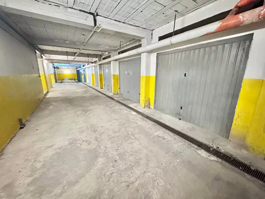 Immagine 5 di Box auto in vendita  in via città di palermo 167 a Bagheria