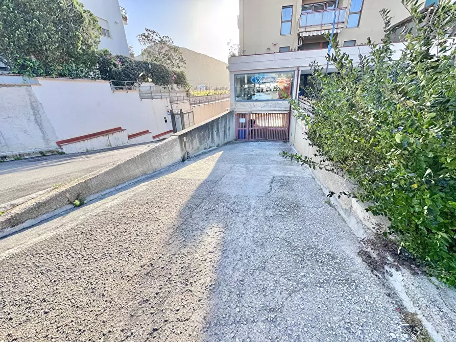 Immagine 10 di Box auto in vendita  in via città di palermo 167 a Bagheria