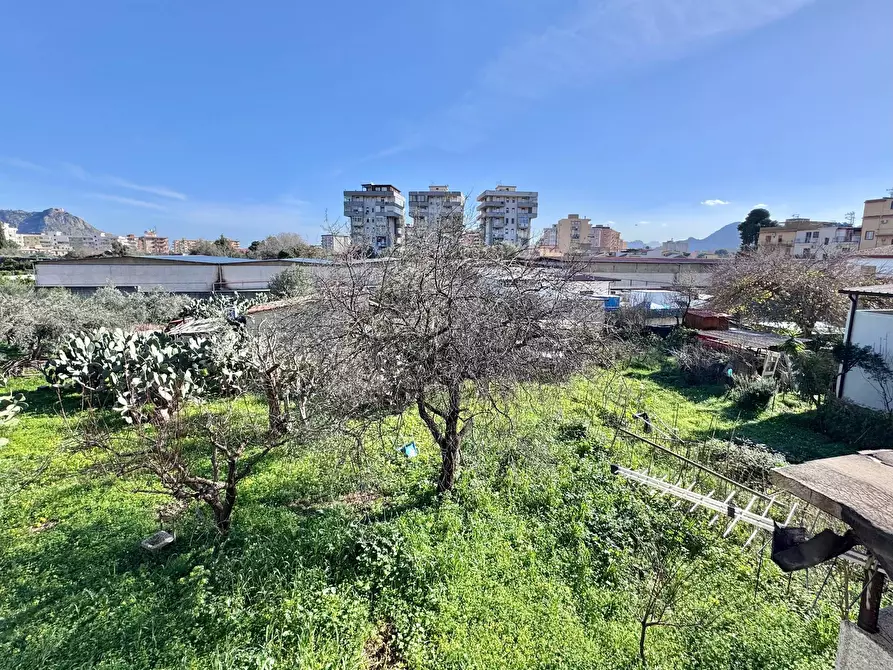 Immagine 8 di Appartamento in vendita  in via nicolò buscemi 13/a a Palermo