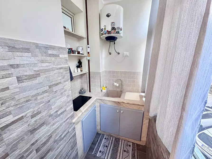 Immagine 7 di Appartamento in vendita  in Via Inserra 37 a Palermo