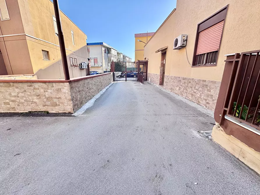 Immagine 21 di Appartamento in vendita  in Via Inserra 37 a Palermo