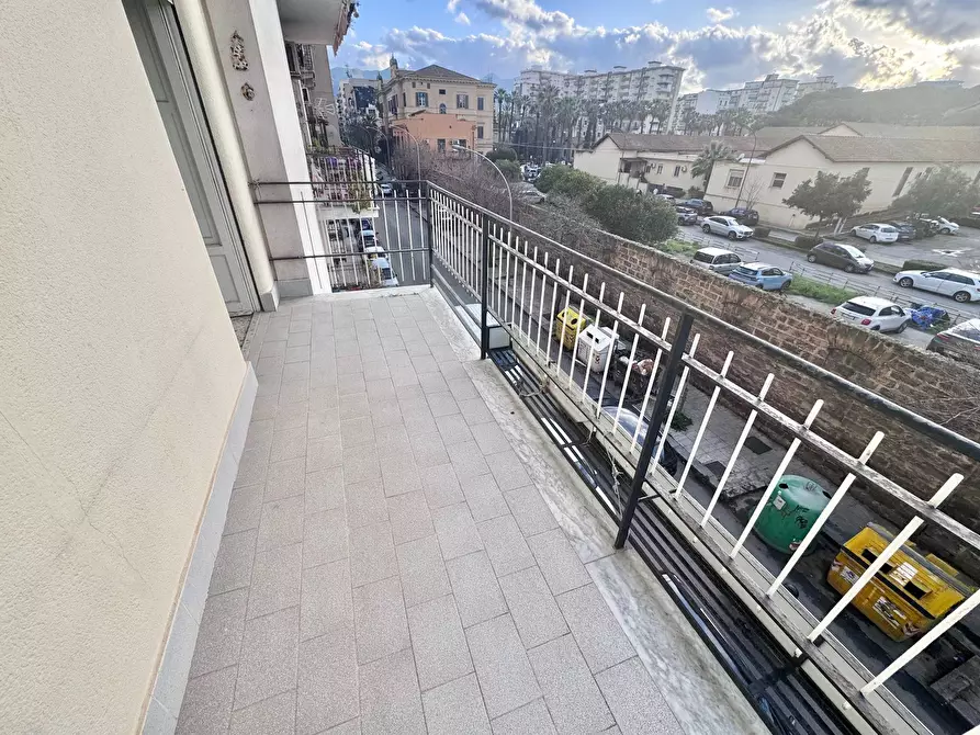 Immagine 5 di Appartamento in vendita  in Via Pindemonte 37 a Palermo