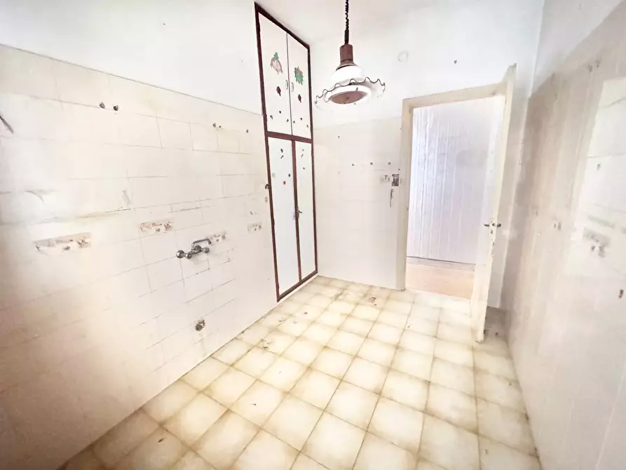 Immagine 9 di Appartamento in vendita  in Via Pindemonte 37 a Palermo