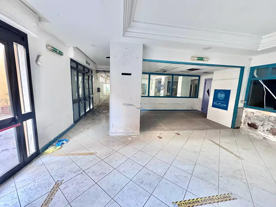 Immagine 6 di Magazzino in vendita  in Via Principe Di Palagonia 8 a Palermo