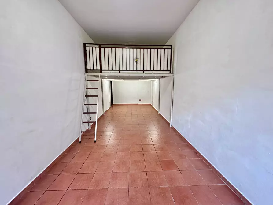 Immagine 2 di Box auto in affitto  in via Giovanni  Gorgone 44 a Palermo