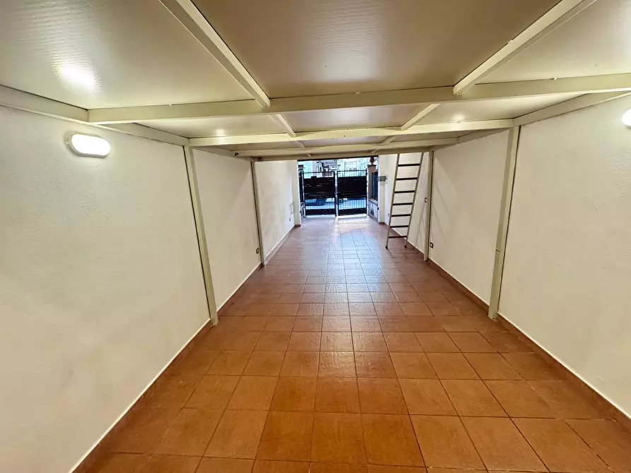 Immagine 5 di Box auto in affitto  in via Giovanni  Gorgone 44 a Palermo