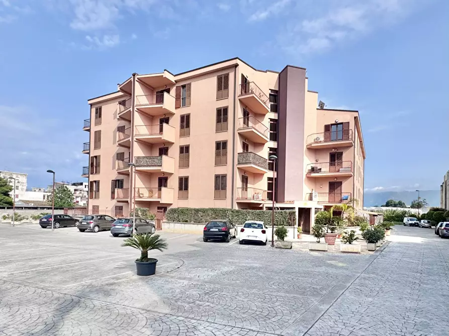 Immagine 1 di Appartamento in vendita  in Via Roccazzo 94 a Palermo