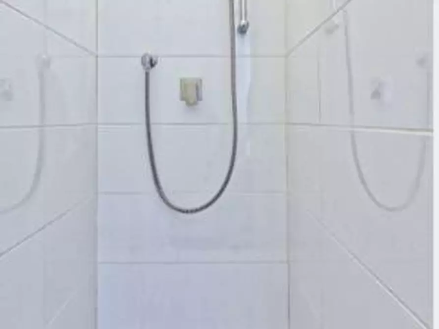 Immagine 17 di Appartamento in affitto  in Via Madama Cristina 111 a Torino