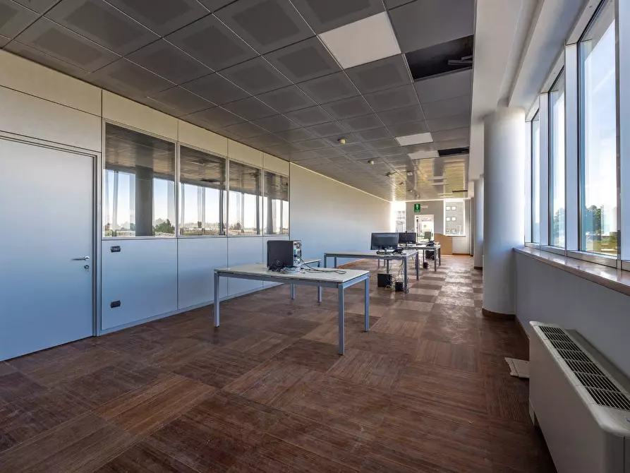 Immagine 24 di Capannone industriale in affitto  in Strada della Maniga a Sommariva Del Bosco