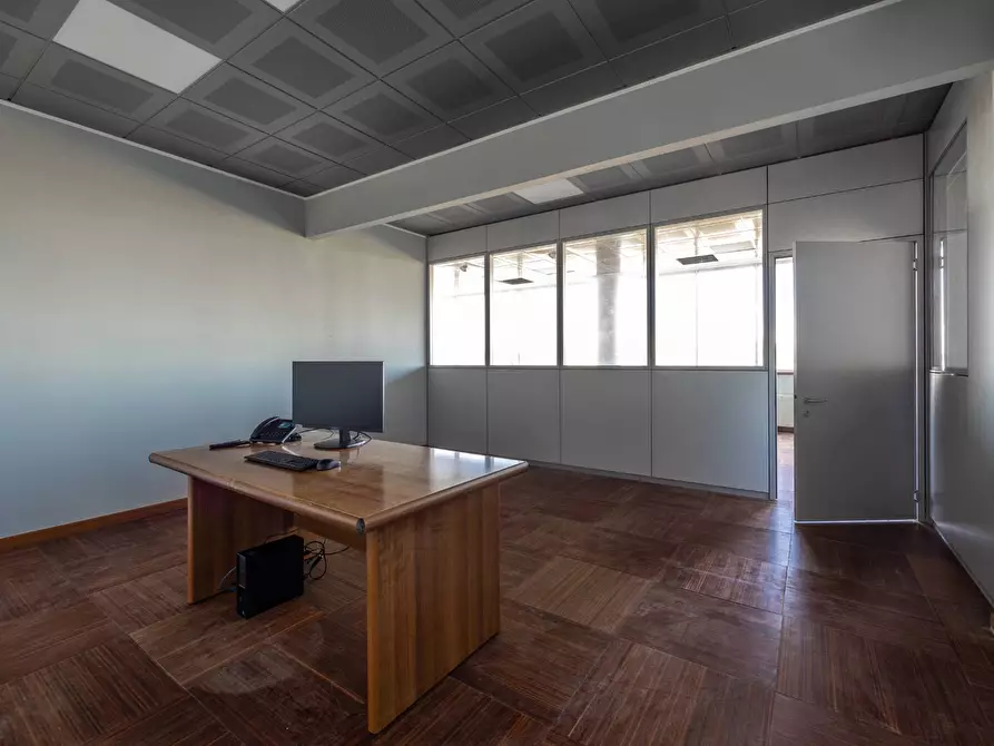 Immagine 25 di Capannone industriale in affitto  in Strada della Maniga a Sommariva Del Bosco