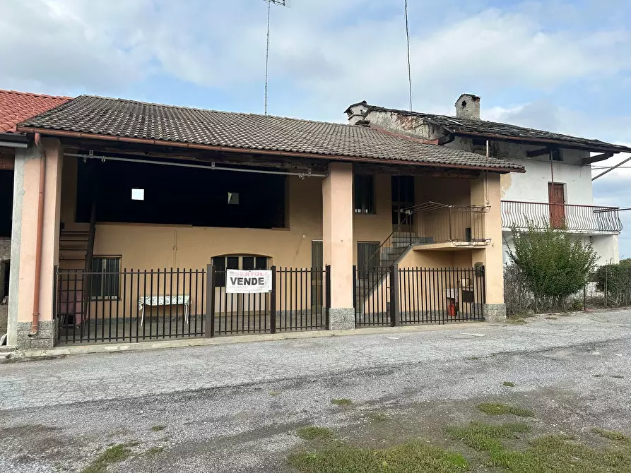 Immagine 1 di Casa semindipendente in vendita  in Bisalta 156 a Boves