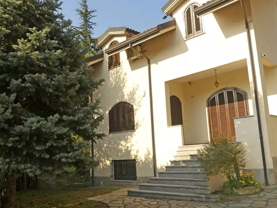 Immagine 1 di Villa in affitto  in Via Moncanino a San Mauro Torinese