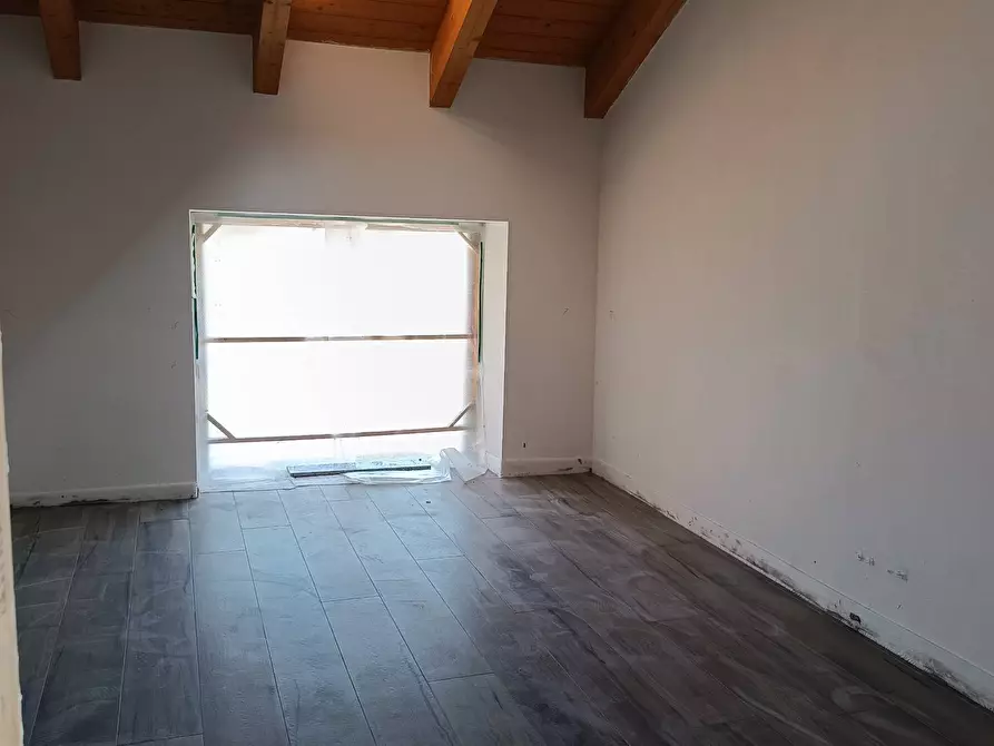 Immagine 12 di Villa in vendita  in VIA MARTIRI DELLA LIBERTA' 15 a San Maurizio Canavese