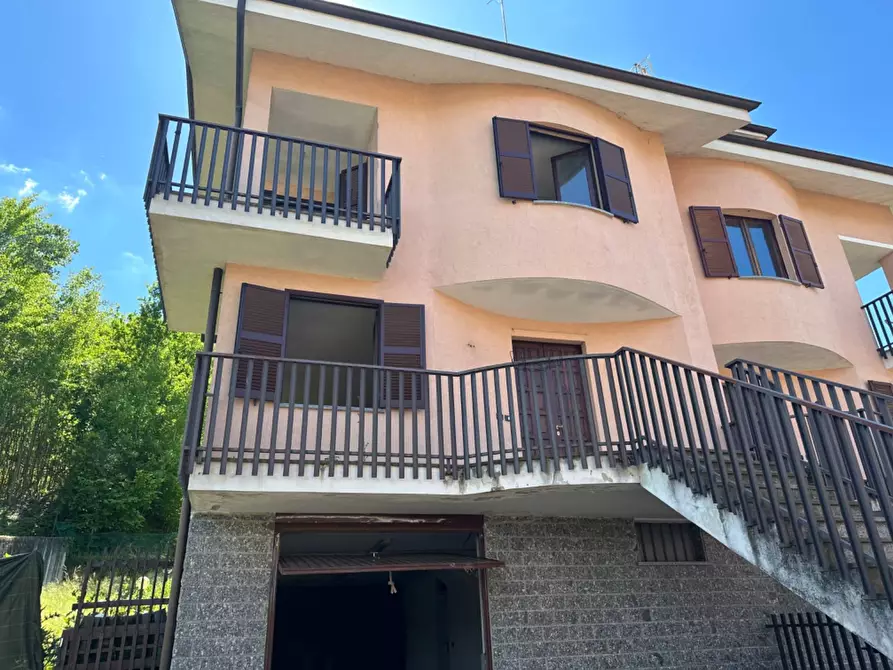 Immagine 1 di Casa semindipendente in vendita  in via Valcastellana 12 a Torrazza Piemonte