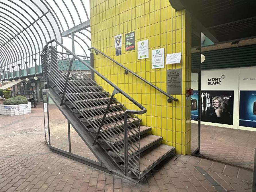 Immagine 8 di Ufficio in affitto  in Via Giaveno 54/20 a Almese