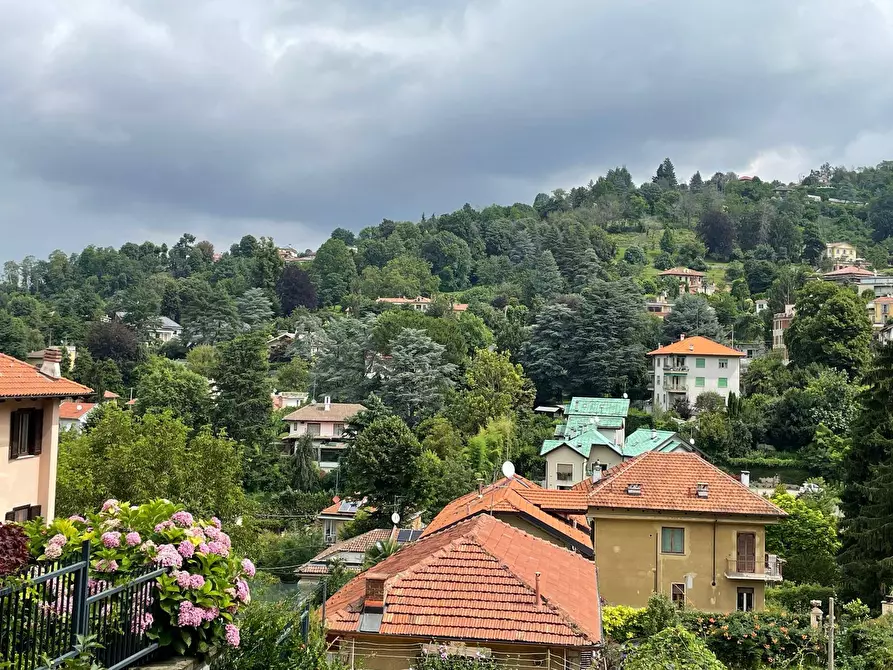 Immagine 4 di Appartamento in vendita  in Strada Comunale Di Cavoretto 70 a Torino