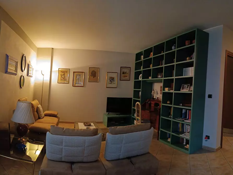 Immagine 5 di Villa in vendita  in Via Verdi 4 a Ala Di Stura