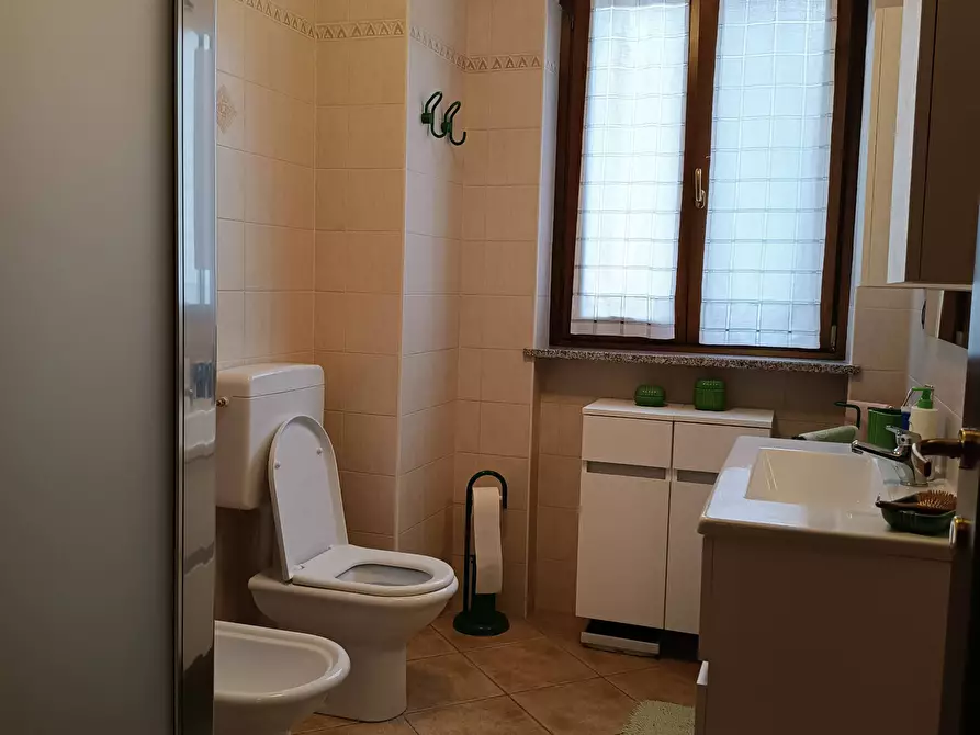 Immagine 15 di Villa in vendita  in Via Verdi 4 a Ala Di Stura