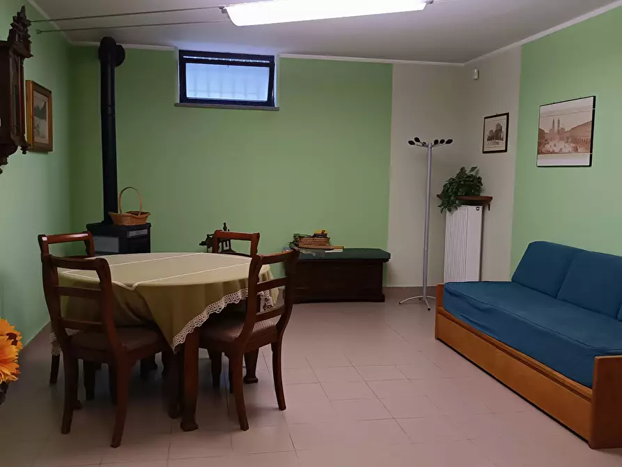 Immagine 26 di Villa in vendita  in Via Verdi 4 a Ala Di Stura