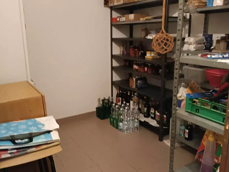 Immagine 29 di Villa in vendita  in Via Verdi 4 a Ala Di Stura