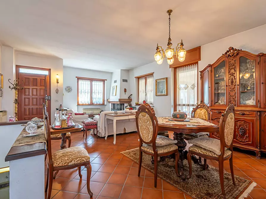 Immagine 2 di Villa in vendita  in Via Villa 14 a Alpignano