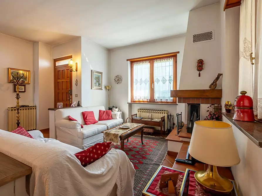 Immagine 13 di Villa in vendita  in Via Villa 14 a Alpignano