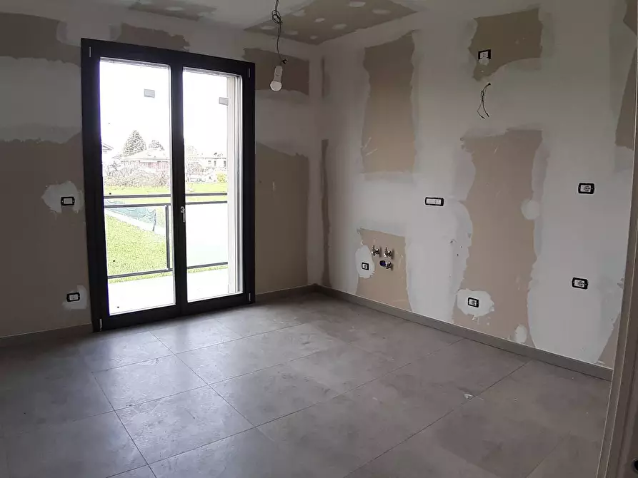 Immagine 33 di Appartamento in vendita  in Viale Europa a San Maurizio Canavese
