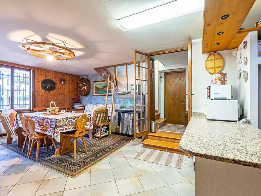 Immagine 43 di Villa in vendita  in Via Villa 14 a Alpignano