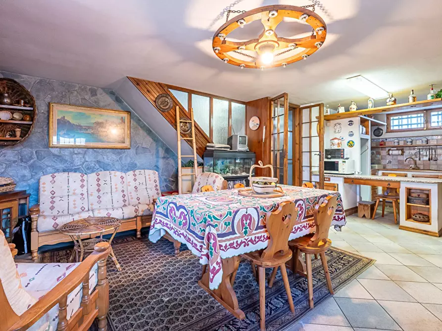 Immagine 41 di Villa in vendita  in Via Villa 14 a Alpignano