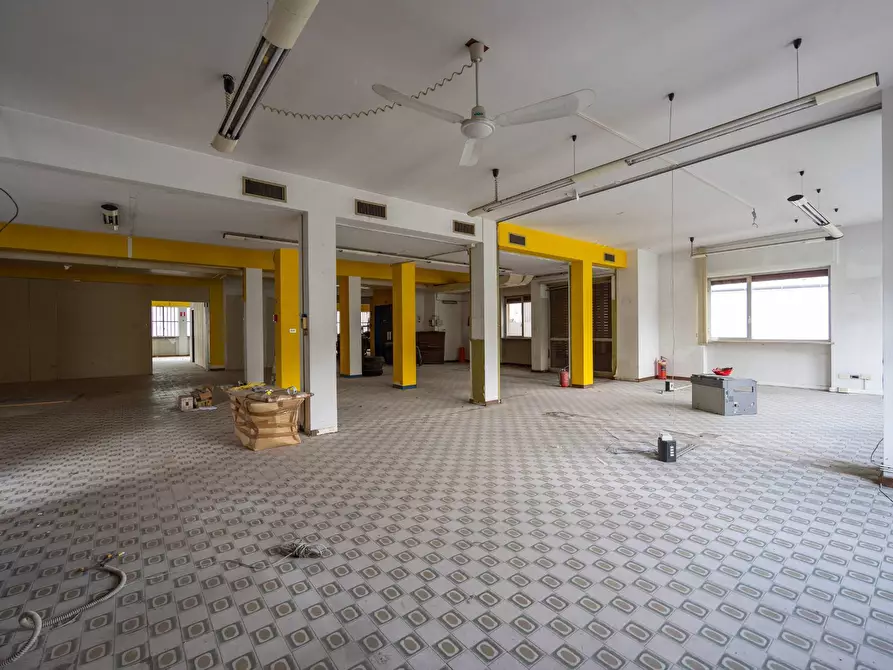 Immagine 4 di Palazzo in affitto  in Via Poliziano a Torino