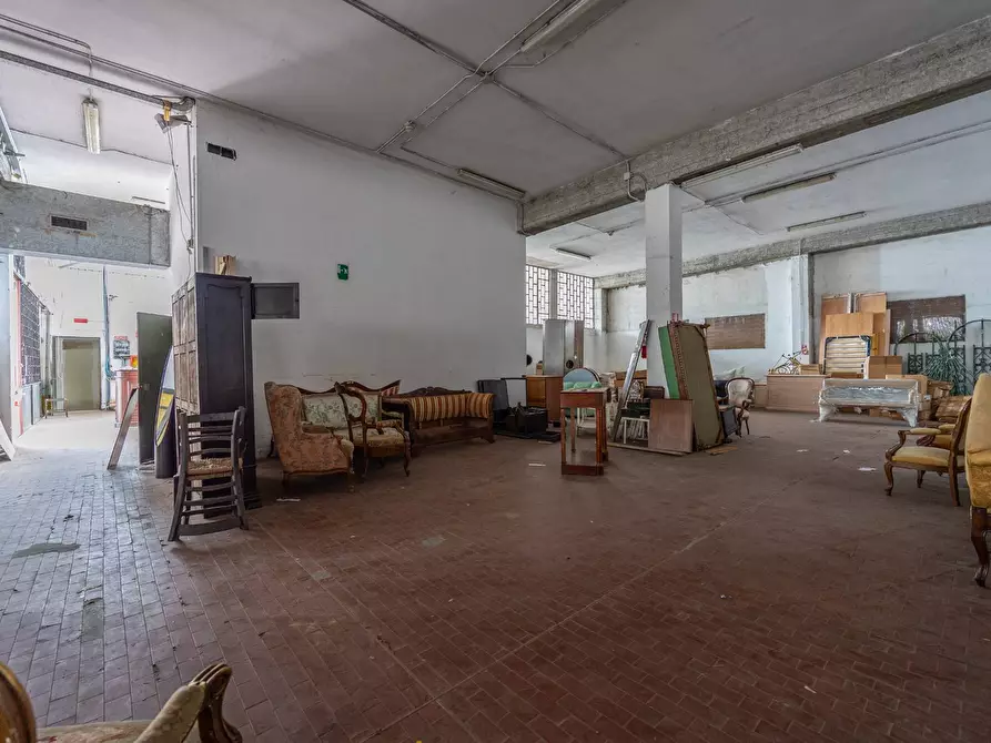 Immagine 8 di Palazzo in affitto  in Via Poliziano a Torino