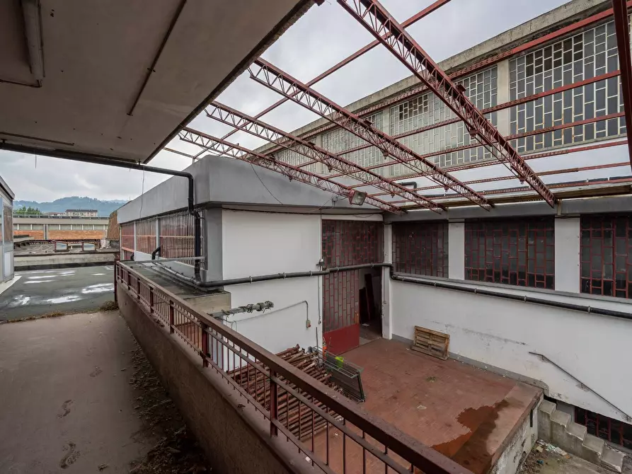 Immagine 26 di Palazzo in affitto  in Via Poliziano a Torino