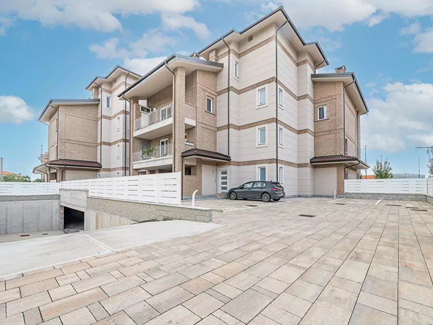 Immagine 2 di Box auto in vendita  in Via Rita Levi Montalcini 4 a Almese