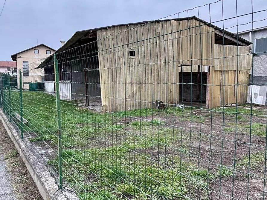Immagine 7 di Capannone industriale in vendita  in Via delle Spine 50 a Ciriè