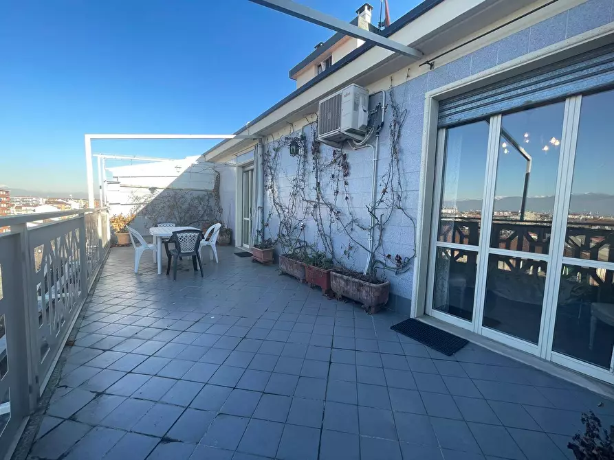 Immagine 4 di Attico in vendita  in Corso Potenza 102 a Torino