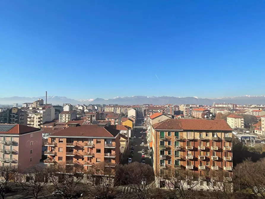 Immagine 3 di Attico in vendita  in Corso Potenza 102 a Torino