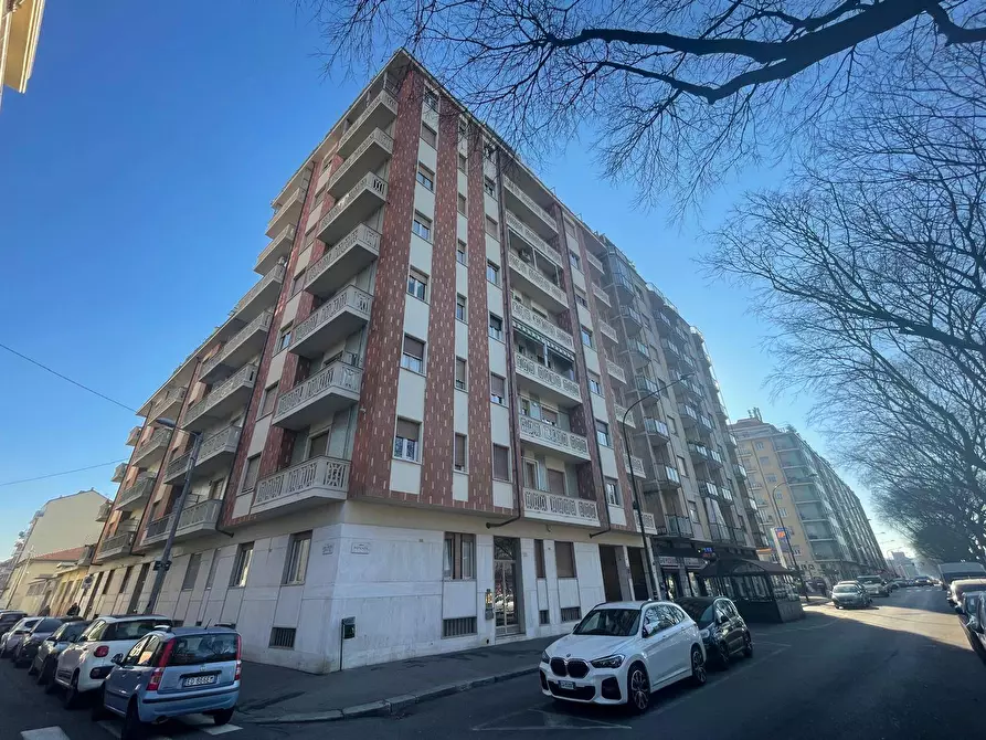 Immagine 38 di Attico in vendita  in Corso Potenza 102 a Torino