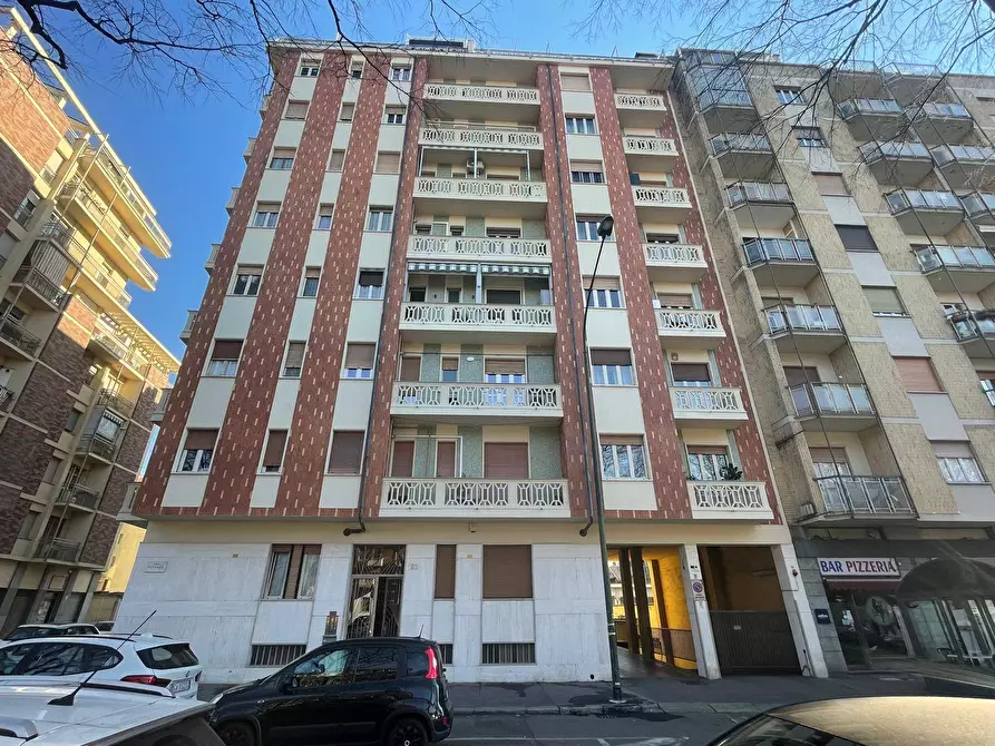 Immagine 39 di Attico in vendita  in Corso Potenza 102 a Torino