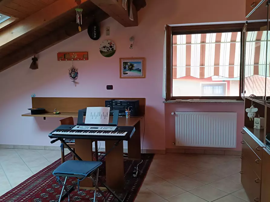 Immagine 18 di Villa in vendita  in Via Verdi 4 a Ala Di Stura