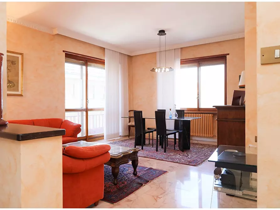 Immagine 10 di Appartamento in vendita  in VIA MONTE BIANCO 18 a Rivoli