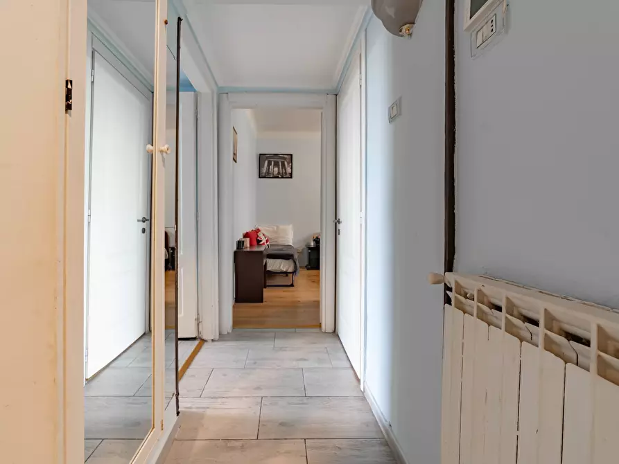 Immagine 19 di Appartamento in affitto  in Viale Nazario Sauro 5 a Milano