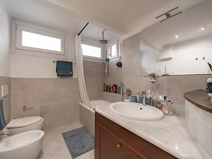 Immagine 18 di Villa in affitto  in Via Francesco Reina 27 a Milano