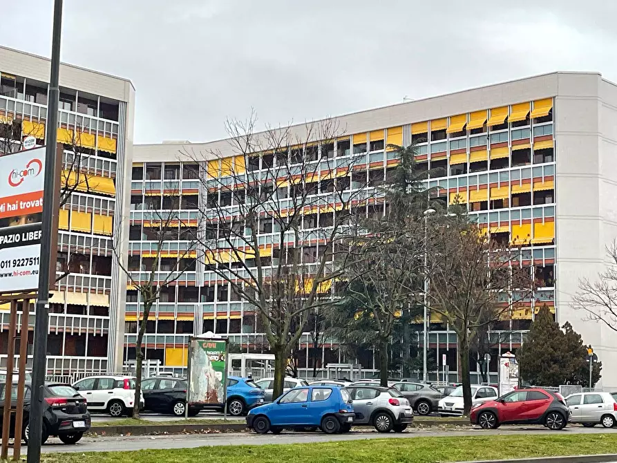 Immagine 11 di Box auto in vendita  in Via Roma 6 - 8 a Collegno